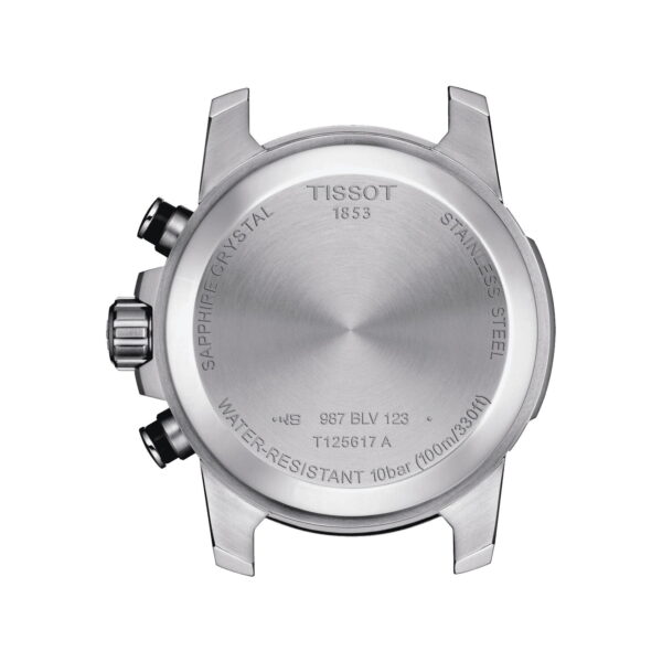 Der Tissot Supersport Chrono verfügt über ein poliertes Edelstahlgehäuse mit zwei Druckknöpfen und einer strukturierten Krone und verkörpert ein schlankes und minimalistisches Design. Das Zifferblatt bleibt von der Seite aus verborgen.
