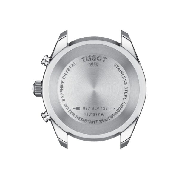 Die Rückseite einer Tissot-Uhr mit den Inschriften: „TISSOT 1853“, „SAPPHIRGLAS“, „EDELSTAHL“, „WASSERDICHT 10 bar (100 m/330 ft)“ und den Modellnummern „987 BLV 123“ und „T101617A“. Krone und Drücker der Uhr sind auf der linken Seite sichtbar.