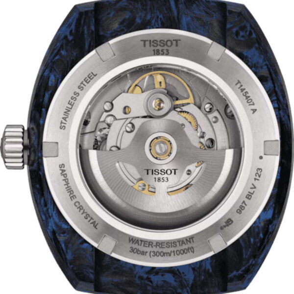 Das Bild zeigt die Rückseite einer Tissot Sideral-Uhr mit einem transparenten Gehäuse, das den komplexen Mechanismus offenbart. Das Gehäuse ist mit „Edelstahl“, „Saphirglas“ und einer Wasserdichtigkeit von bis zu 30 Bar (300 m/1000 Fuß) gekennzeichnet.