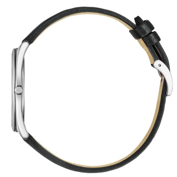 Seitenansicht der Citizen Eco-Drive Suratto-Armbanduhr mit schwarzem Lederarmband, silbernem Gehäuse, sichtbarer Dornschließe und Krone auf dem Uhrengehäuse.