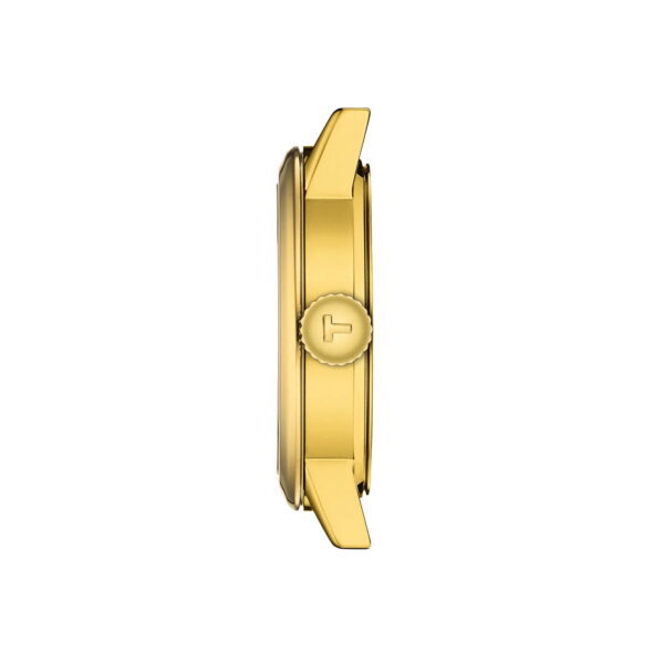Seitenansicht des goldenen 28-mm-Gehäuses der Tissot Classic Dream mit einer Krone, die das "T"-Logo zeigt, auf einem schlichten weißen Hintergrund.