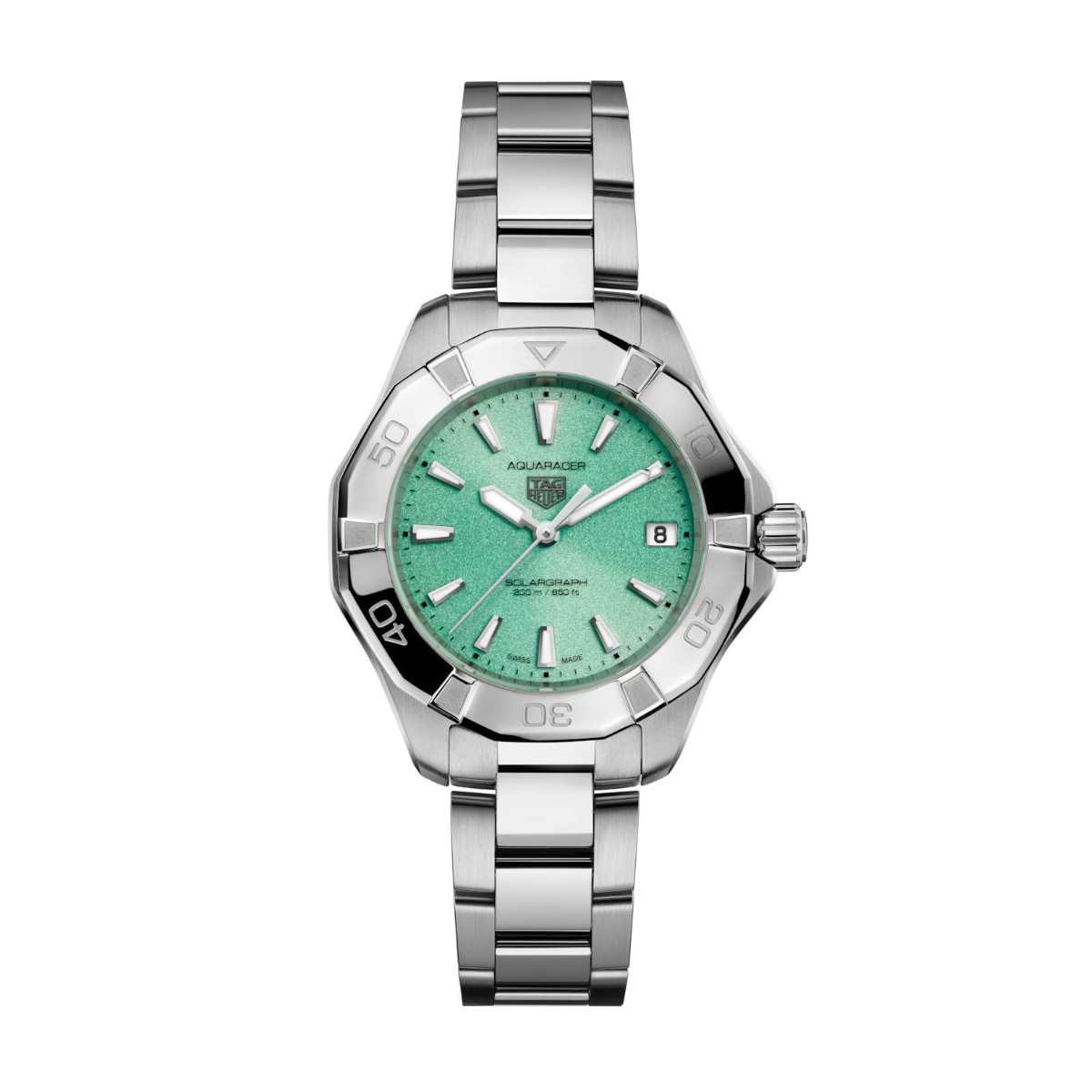 Die TAG Heuer Aquaracer Professional 200 Solargraph hat ein Edelstahlgehäuse, ein mintgrünes strukturiertes Zifferblatt, silberne Indexe, ein Datum bei 3 Uhr und ein silbernes Metallgliederarmband.