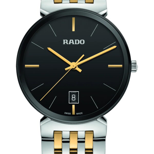 Die Rado Florence Classic Armbanduhr hat ein schwarzes Zifferblatt mit goldenen Indexen und Zeigern, eine Datumsanzeige bei 6 Uhr und ein zweifarbiges Metallarmband in Silber und Gold.